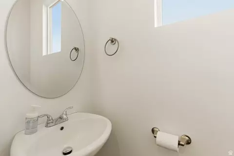 Bath - 2395 E Boxwood Ln, Eagle Mountain, UT 84005 photo 1 of 7
