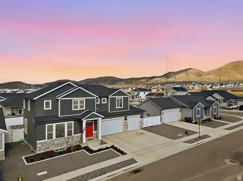 View/Area - 2395 E Boxwood Ln, Eagle Mountain, UT 84005 photo 1 of 5