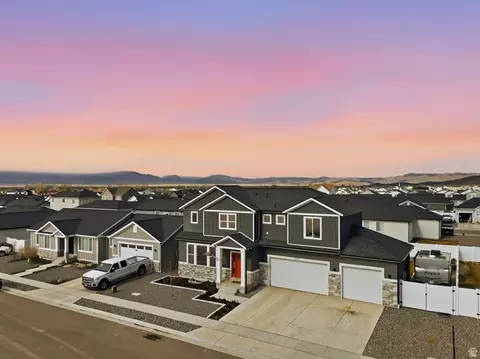 View/Area - 2395 E Boxwood Ln, Eagle Mountain, UT 84005 photo 2 of 5