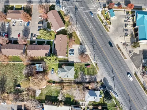 View/Area - 984 E 900 S, Provo, UT 84606 photo 4 of 7