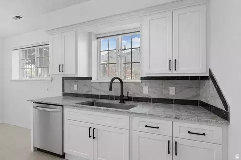 Kitchen - 984 E 900 S, Provo, UT 84606 photo 10 of 11