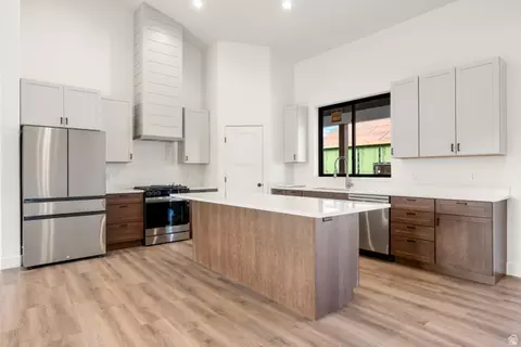 Kitchen - 32 N 2nd St E, Paris, ID 83261 photo 1 of 2