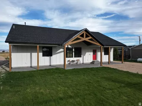 Exterior - 32 N 2nd St E, Paris, ID 83261 photo 4 of 4