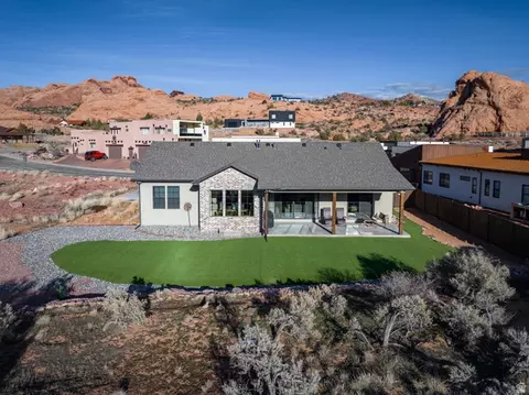 Exterior - 2182 Salida Del Sol, Moab, UT 84532 photo 14 of 17
