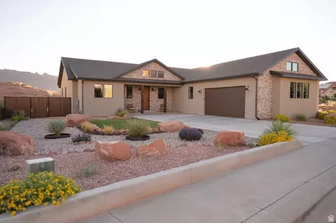 2182 Salida Del Sol, Moab, UT 84532