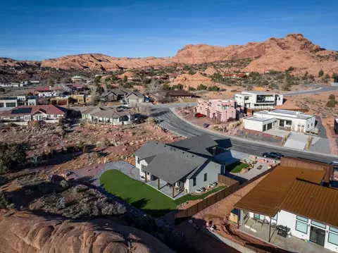 View/Area - 2182 Salida Del Sol, Moab, UT 84532 photo 3 of 6