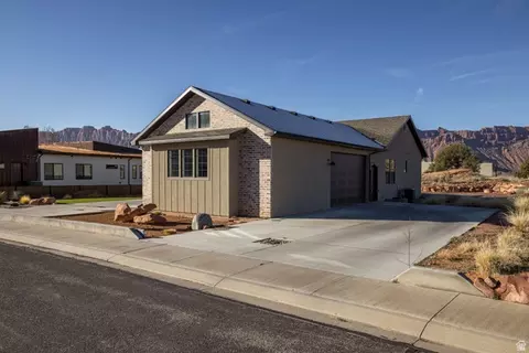 Exterior - 2182 Salida Del Sol, Moab, UT 84532 photo 3 of 17