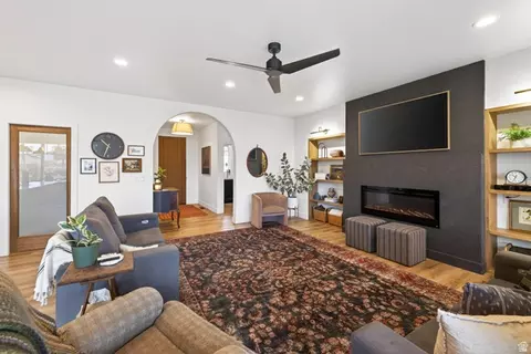 Living - 2182 Salida Del Sol, Moab, UT 84532 photo 6 of 6