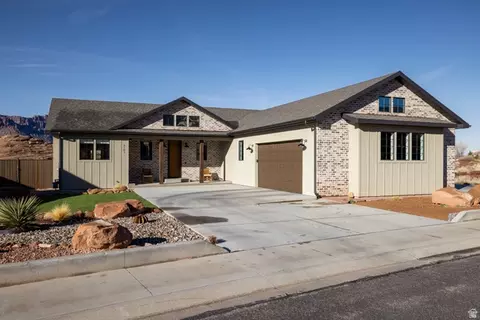 Exterior - 2182 Salida Del Sol, Moab, UT 84532 photo 2 of 17