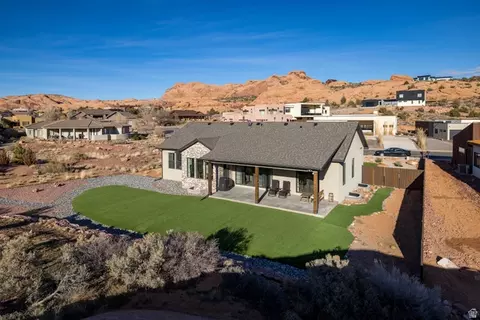 Exterior - 2182 Salida Del Sol, Moab, UT 84532 photo 6 of 17