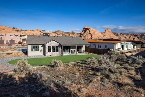 Exterior - 2182 Salida Del Sol, Moab, UT 84532 photo 8 of 17