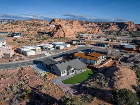 View/Area - 2182 Salida Del Sol, Moab, UT 84532 photo 5 of 6