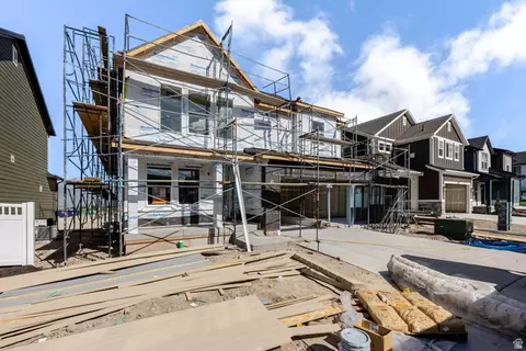 13501 S Luther Ln #2704, Herriman, UT 84096