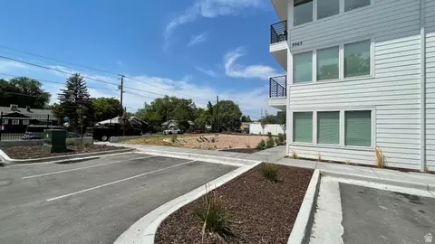 Exterior - 3965 S 300 E, Murray, UT 84107 photo 11 of 12