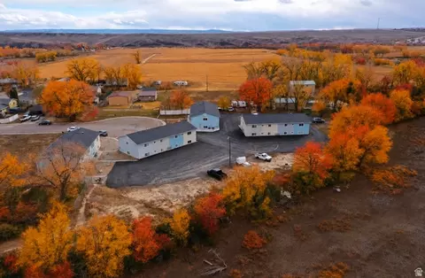 102 W 250 S, Wellington, UT 84542