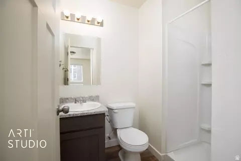 Bath - 43 E 670 N, Vineyard, UT 84059 photo 1 of 2
