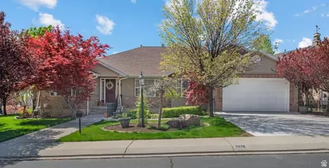 3957 W Honey Locust Ln, Cedar Hills, UT 84062