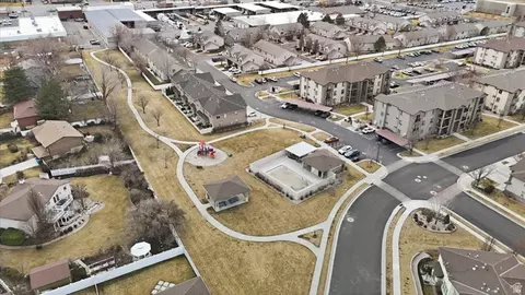 View/Area - 281 W 650 N #B, Centerville, UT 84014 photo 7 of 9