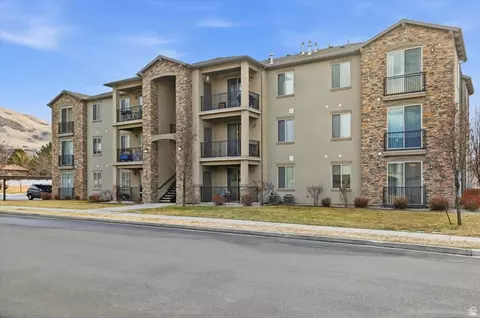 Other - 281 W 650 N #B, Centerville, UT 84014 photo 1 of 10