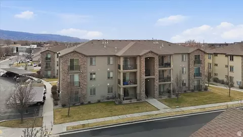 Other - 281 W 650 N #B, Centerville, UT 84014 photo 1 of 11