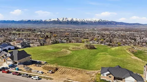 129 N Sherwood Dr #5, Providence, UT 84332