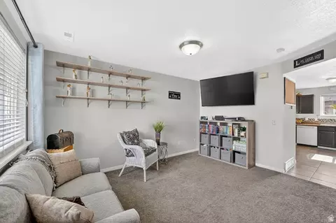 422 E 2050 N #5C, North Ogden, UT 84414