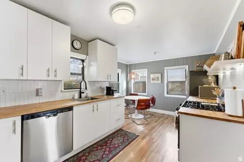 Kitchen - 321 E 6240 S, Murray, UT 84107 photo 1 of 6