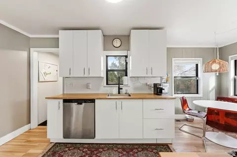 Kitchen - 321 E 6240 S, Murray, UT 84107 photo 4 of 6
