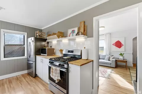 Kitchen - 321 E 6240 S, Murray, UT 84107 photo 6 of 6