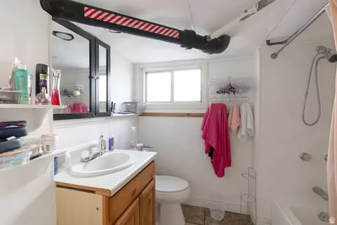 Bath - 654 N 100 E, Logan, UT 84321 photo 2 of 3