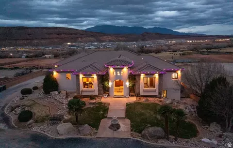 2911 E Washington Dam Rd, Washington, UT 84780
