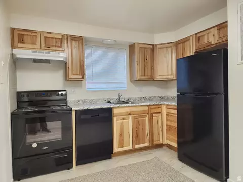 Kitchen - 1068 S Ellen Cir, Orem, UT 84058 photo 1 of 3
