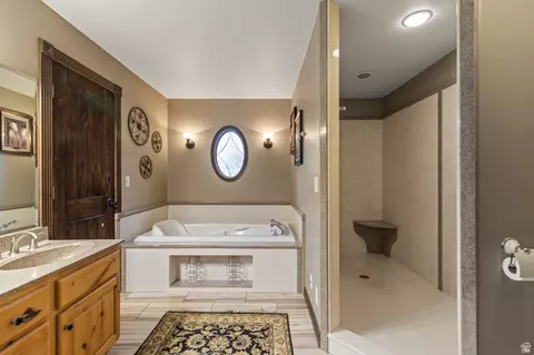 Bath - 1199 N 520 E, Salina, UT 84654 photo 1 of 6