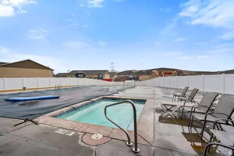 Exterior - 3612 E Ruby Ln, Eagle Mountain, UT 84005 photo 4 of 4