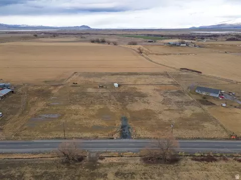 3285 W 600 S, Logan, UT 84321 photo 16