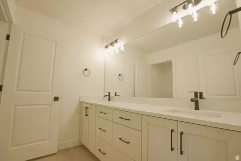 Bath - 231 W 550 N, Smithfield, UT 84335 photo 2 of 3