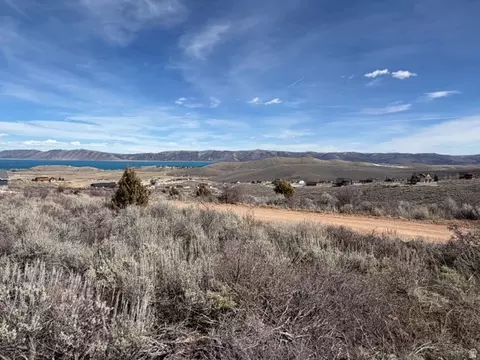 3333 Serviceberry Dr #31, Garden City, UT 84028