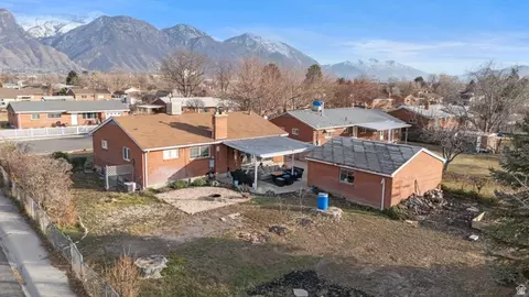 View/Area - 912 S 100 E, Orem, UT 84058 photo 6 of 7