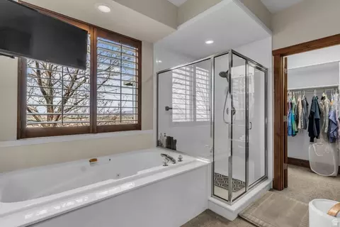 Bath - 337 E Brayden Way, Draper, UT 84020 photo 2 of 5