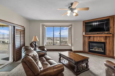 Living - 337 E Brayden Way, Draper, UT 84020 photo 1 of 3