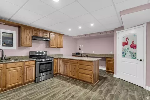 Kitchen - 337 E Brayden Way, Draper, UT 84020 photo 7 of 7