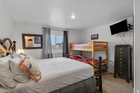 Bedroom - 1527 S Uinta View Cir, Francis, UT 84036 photo 4 of 7