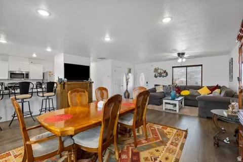 Dining - 1527 S Uinta View Cir, Francis, UT 84036 photo 1 of 2