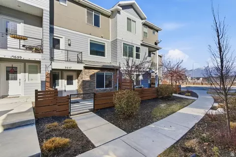 3657 W Sunrise Sky Ln, South Jordan, UT 84009