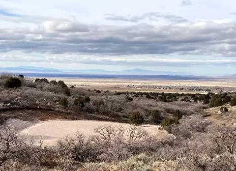 1100 S Deer Pasture Rd, Fillmore, UT 84631
