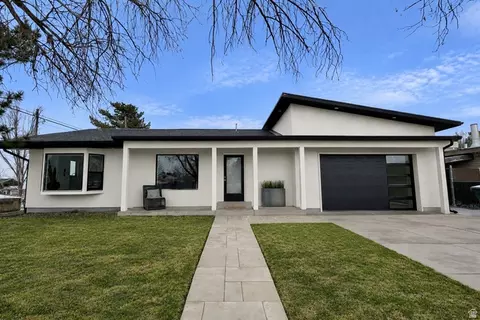 4555 S Nob Hill St W, West Valley City, UT 84120
