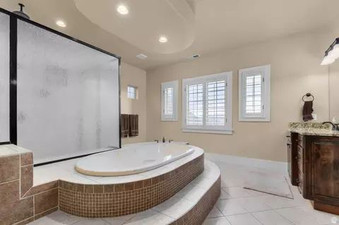 Bath - 168 E 2100 S, Orem, UT 84058 photo 3 of 6