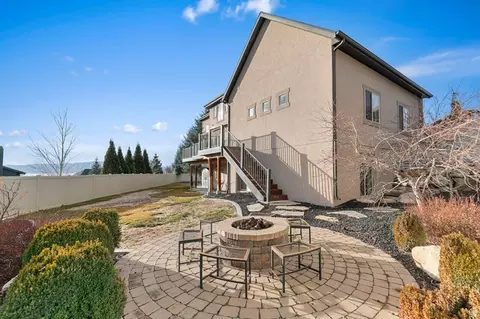 Exterior - 168 E 2100 S, Orem, UT 84058 photo 4 of 12