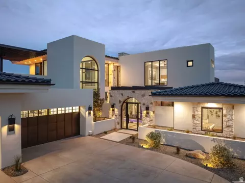 Exterior - 298 E Colima Rd, Washington, UT 84780 photo 33 of 38