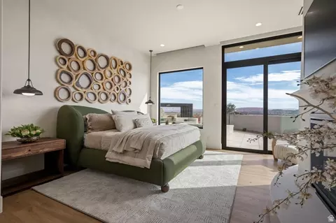Bedroom - 298 E Colima Rd, Washington, UT 84780 photo 1 of 14